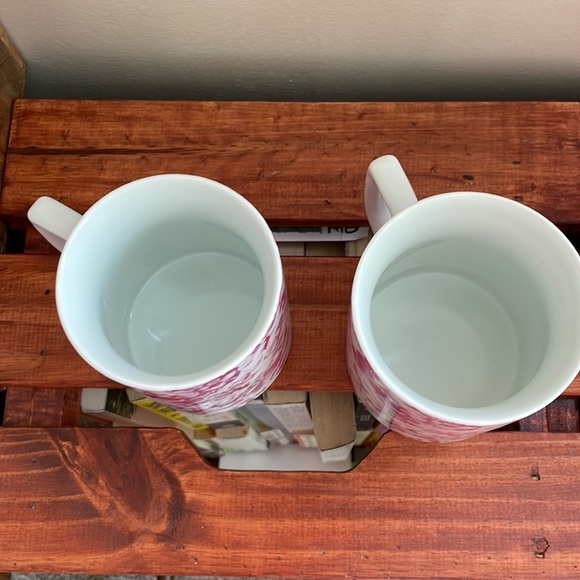 Barnes And Noble (2006) Coffee Mugs 14 fl oz  White Pink Floral Flowers. - Picture 2 of 3